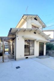 栗野貸家