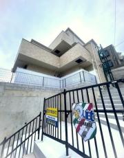 ブルーライン三ツ沢下町駅まで徒歩6分