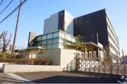 東武伊勢崎・大師線獨協大学前駅まで徒歩9分