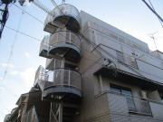 地下鉄四つ橋線岸里駅まで徒歩8分
