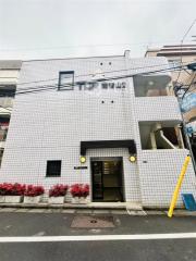 東京メトロ銀座線表参道駅まで徒歩12分