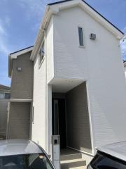 伊勢原市高森台1丁目戸建