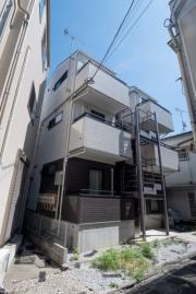 東京メトロ千代田線北千住駅まで徒歩9分