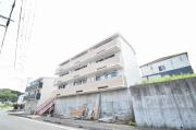 ＪＲ東海道本線二宮駅までバス約13分 徒歩2分