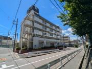 メゾンドール千里泉ヶ丘壱番館