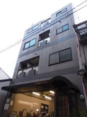 阪神本線武庫川駅まで徒歩2分