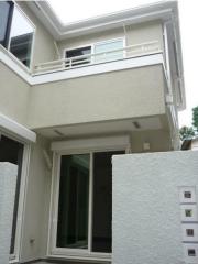 東京メトロ日比谷線広尾駅まで徒歩10分