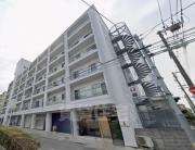 阪急宝塚線岡町駅まで徒歩14分