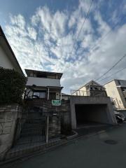 大阪モノレール本線柴原阪大前駅まで徒歩4分