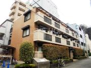 都営大江戸線中野坂上駅まで徒歩3分