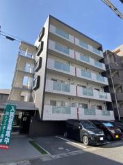 鹿児島市電谷山線荒田八幡駅まで徒歩3分