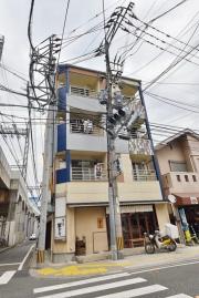 西鉄天神大牟田線西鉄平尾駅まで徒歩7分