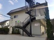 オーエフジイ1号館