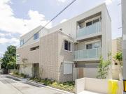シャーメゾンガーデンズ セリシール高羽 東館