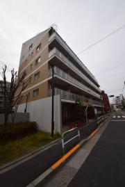 都営大江戸線飯田橋駅まで徒歩9分