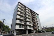 ＪＲ鹿児島本線九州工大前駅まで徒歩15分