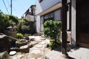 向洋本町貸家