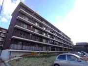 高津橋農住団地D棟