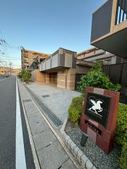 パデシオン桃山南口駅前