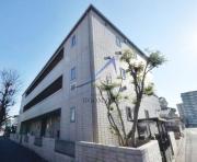 ＪＲ常磐線（各駅停車）新松戸駅まで徒歩13分