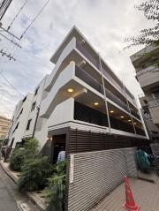 東急田園都市線三軒茶屋駅まで徒歩2分