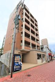 西鉄天神大牟田線雑餉隈駅まで徒歩4分
