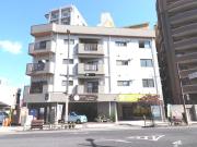 鹿児島市電谷山線新屋敷駅まで徒歩13分