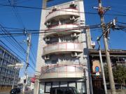 とさでん交通伊野線上町一丁目駅まで徒歩4分