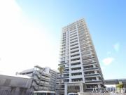 NO.72 HARBOR EAST TOWER