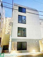 ＪＲ山手線恵比寿駅まで徒歩11分