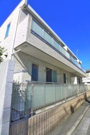 リブリ・西登戸駅前