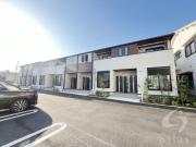近鉄難波・奈良線八戸ノ里駅まで徒歩17分