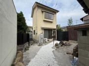 道笑町 Rear