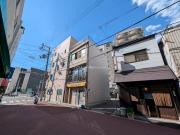 隆起ビル