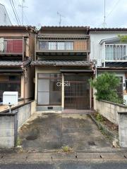 太秦御領田町貸家