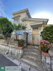 小田急小田原線百合ヶ丘駅まで徒歩15分