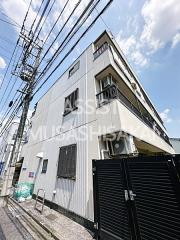 ＪＲ中央線三鷹駅まで徒歩20分