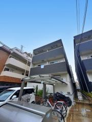 南海本線湊駅まで徒歩2分