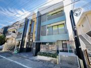 阪急神戸線西宮北口駅まで徒歩8分