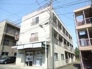 相鉄本線鶴ケ峰駅までバス約16分 徒歩3分