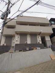小田急小田原線新百合ヶ丘駅まで徒歩5分