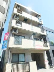 西鉄天神大牟田線高宮駅まで徒歩8分
