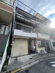 近鉄難波・奈良線河内小阪駅まで徒歩15分