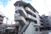 阪急千里線山田駅まで徒歩8分