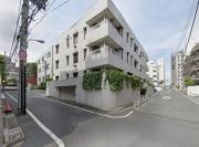 ＪＲ山手線原宿駅まで徒歩7分
