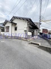 霧ヶ丘借家C 左手前