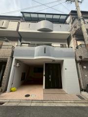 ガレージ付き戸建賃貸 生野区生野東
