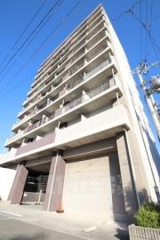 南海本線湊駅まで徒歩4分