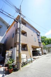 阪急千里線千里山駅まで徒歩4分