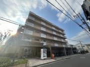 ＪＲおおさか東線ＪＲ長瀬駅まで徒歩11分